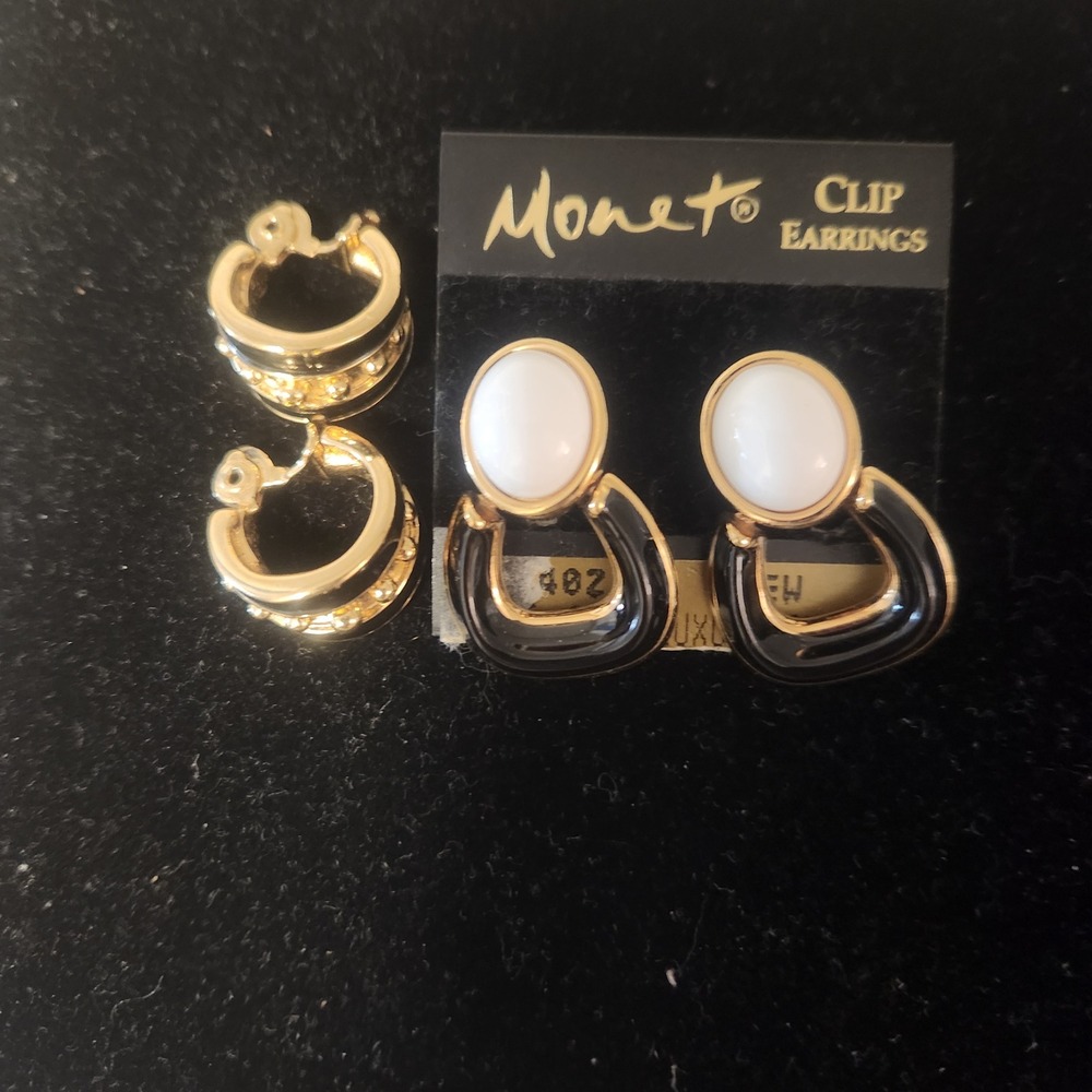 Monet Gold Black White Clip On Earrings Set Hoop Dangle‎ Vintage Designer